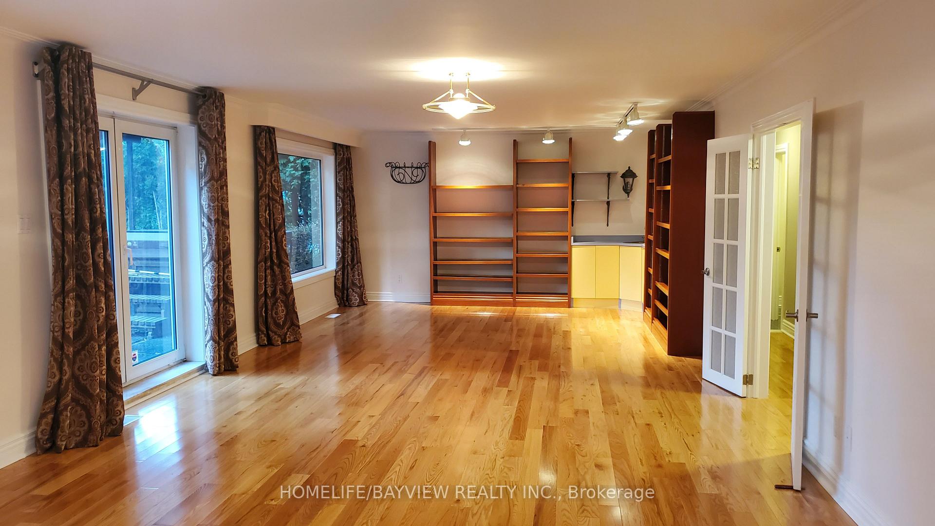 Photo 14 of 6 Restwell Crescent, North York, Bayview Village — HOMEH