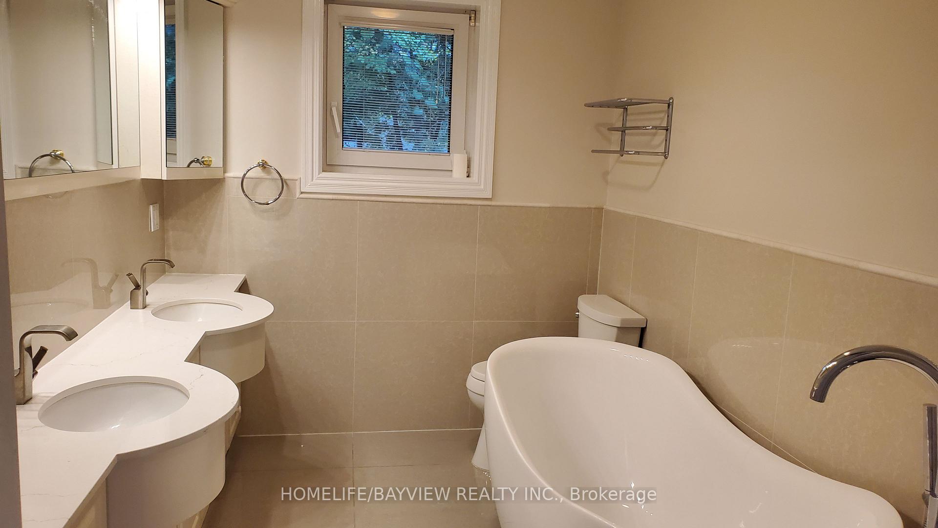 Photo 32 of 6 Restwell Crescent, North York, Bayview Village — HOMEH