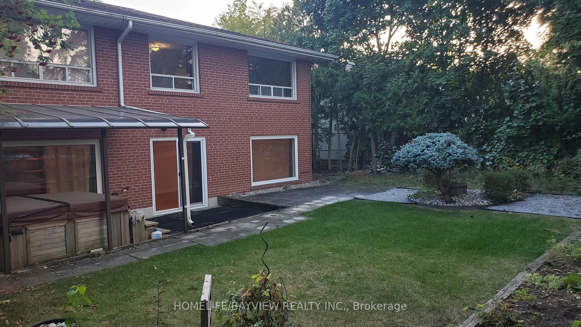 Photo 39 of 6 Restwell Crescent, North York, Bayview Village — HOMEH