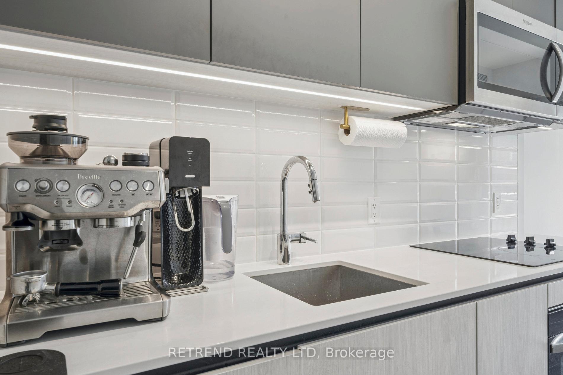 Photo 4 of Unit 714, 150 Logan Avenue, Toronto, South Riverdale — HOMEH