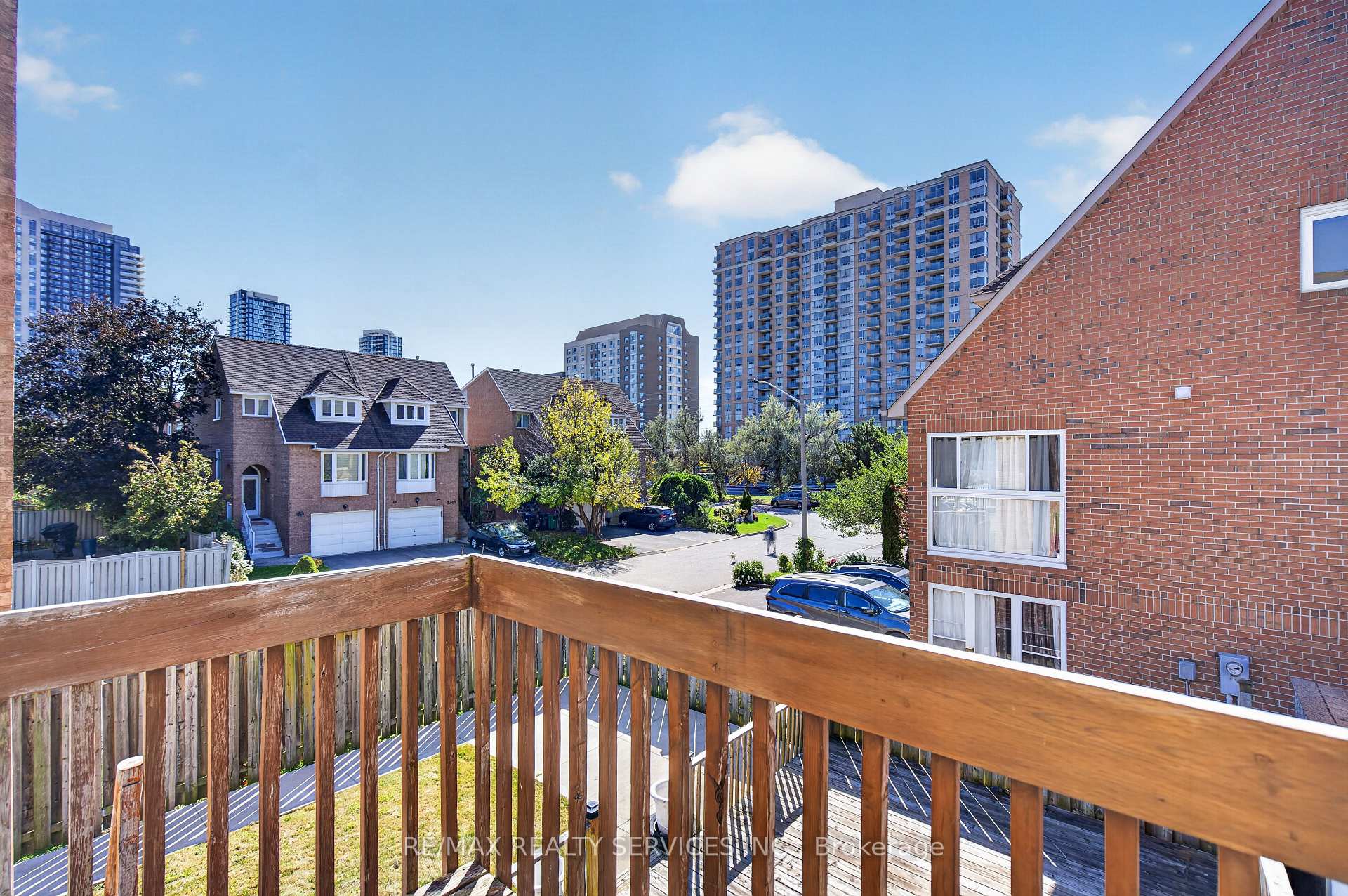 Photo 26 of 66 Clansman Trail, Mississauga, Hurontario — HOMEH