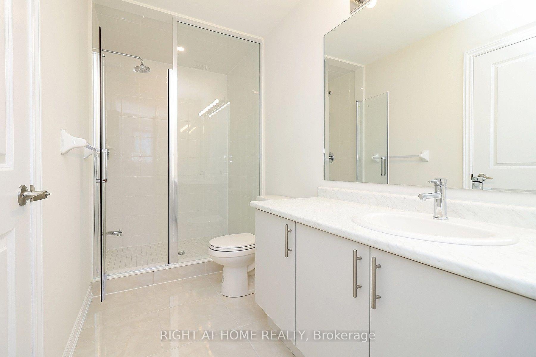 Photo 22 of 1052 Periwinkle Crescent, Woodstock, Woodstock - North — HOMEH