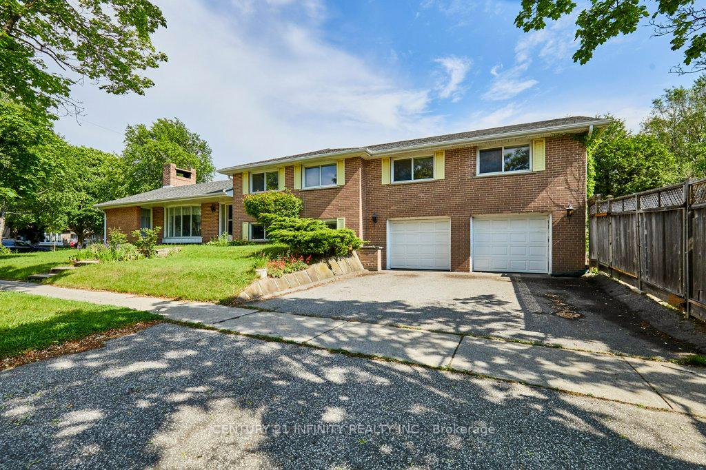 Photo 2 of 1 Goodland Gate, Scarborough, Agincourt South-Malvern West — HOMEH