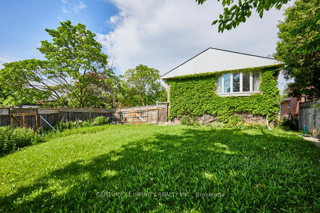 Photo 38 of 1 Goodland Gate, Scarborough, Agincourt South-Malvern West — HOMEH