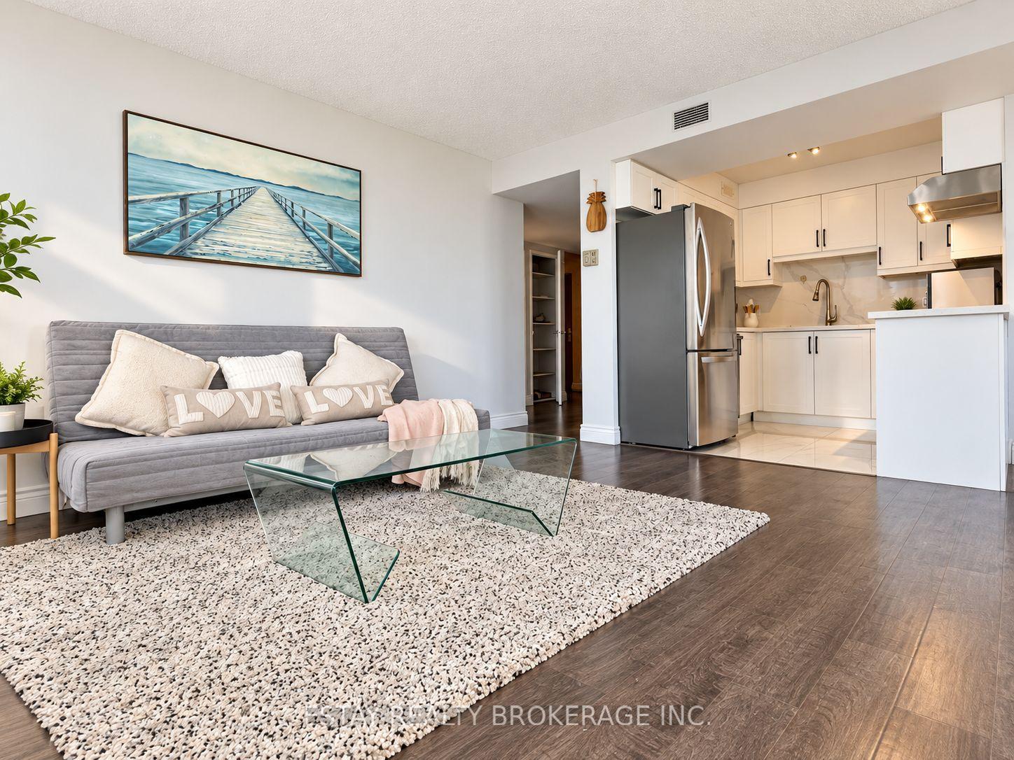Photo 7 of Unit 1902, 914 Yonge Street, Toronto, The Annex — HOMEH