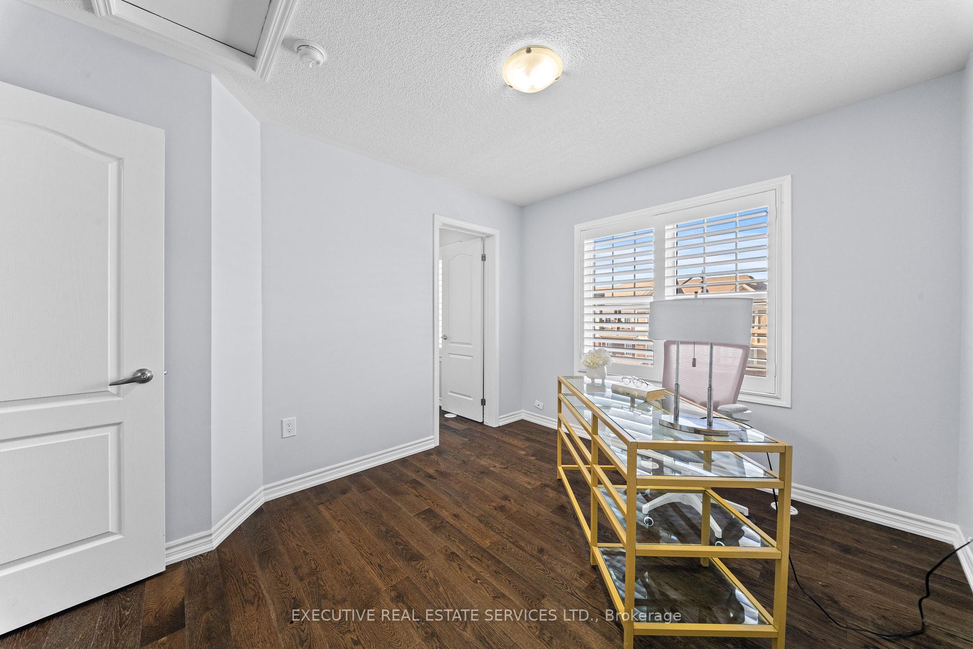 Photo 39 of 98 Bannister Crescent, Brampton, Northwest Brampton — HOMEH