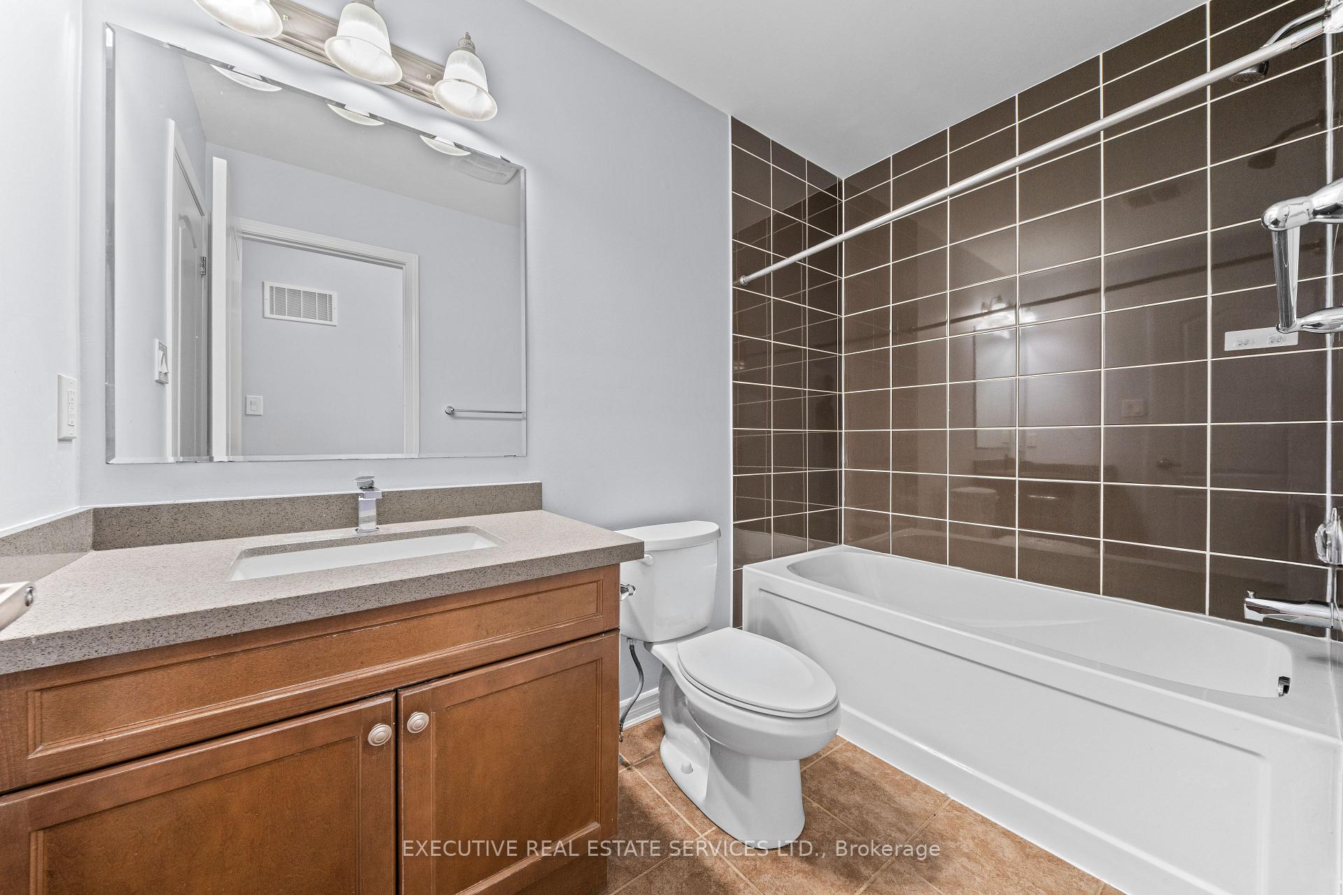 Photo 43 of 98 Bannister Crescent, Brampton, Northwest Brampton — HOMEH