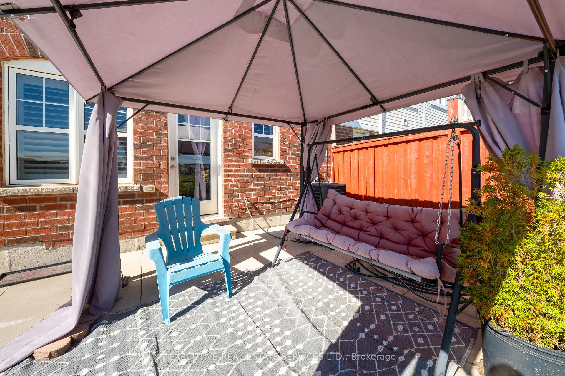 Photo 46 of 98 Bannister Crescent, Brampton, Northwest Brampton — HOMEH