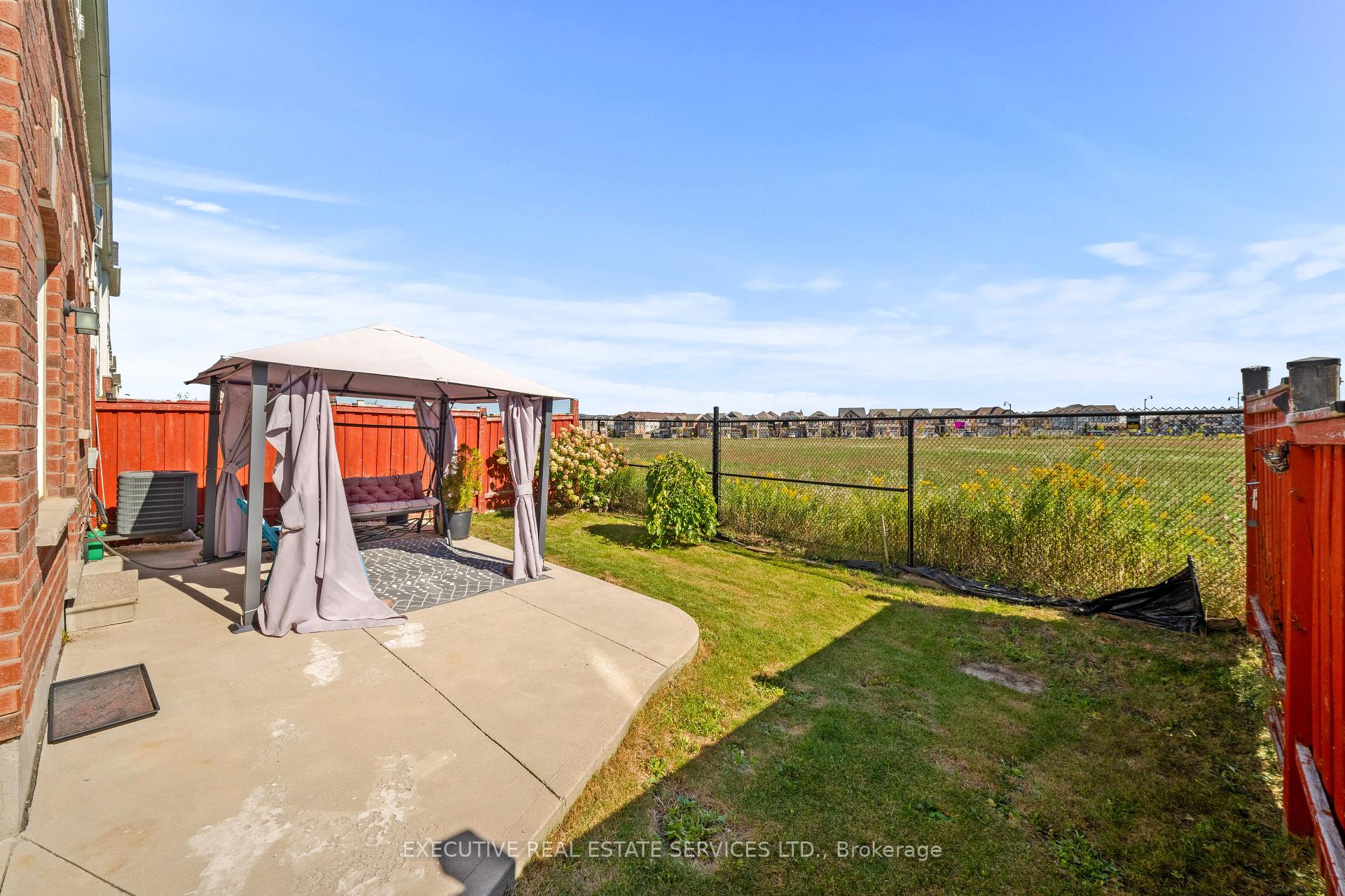 Photo 48 of 98 Bannister Crescent, Brampton, Northwest Brampton — HOMEH