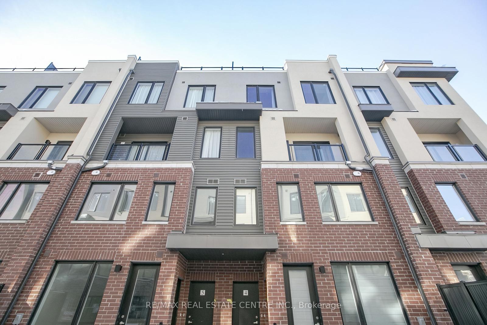 Photo of Unit 4, 3556 Colonial Drive