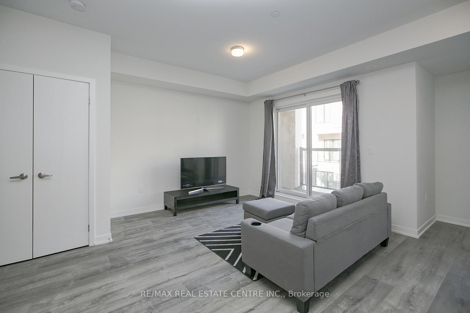 Photo 6 of Unit 4, 3556 Colonial Drive, Mississauga, Erin Mills — HOMEH