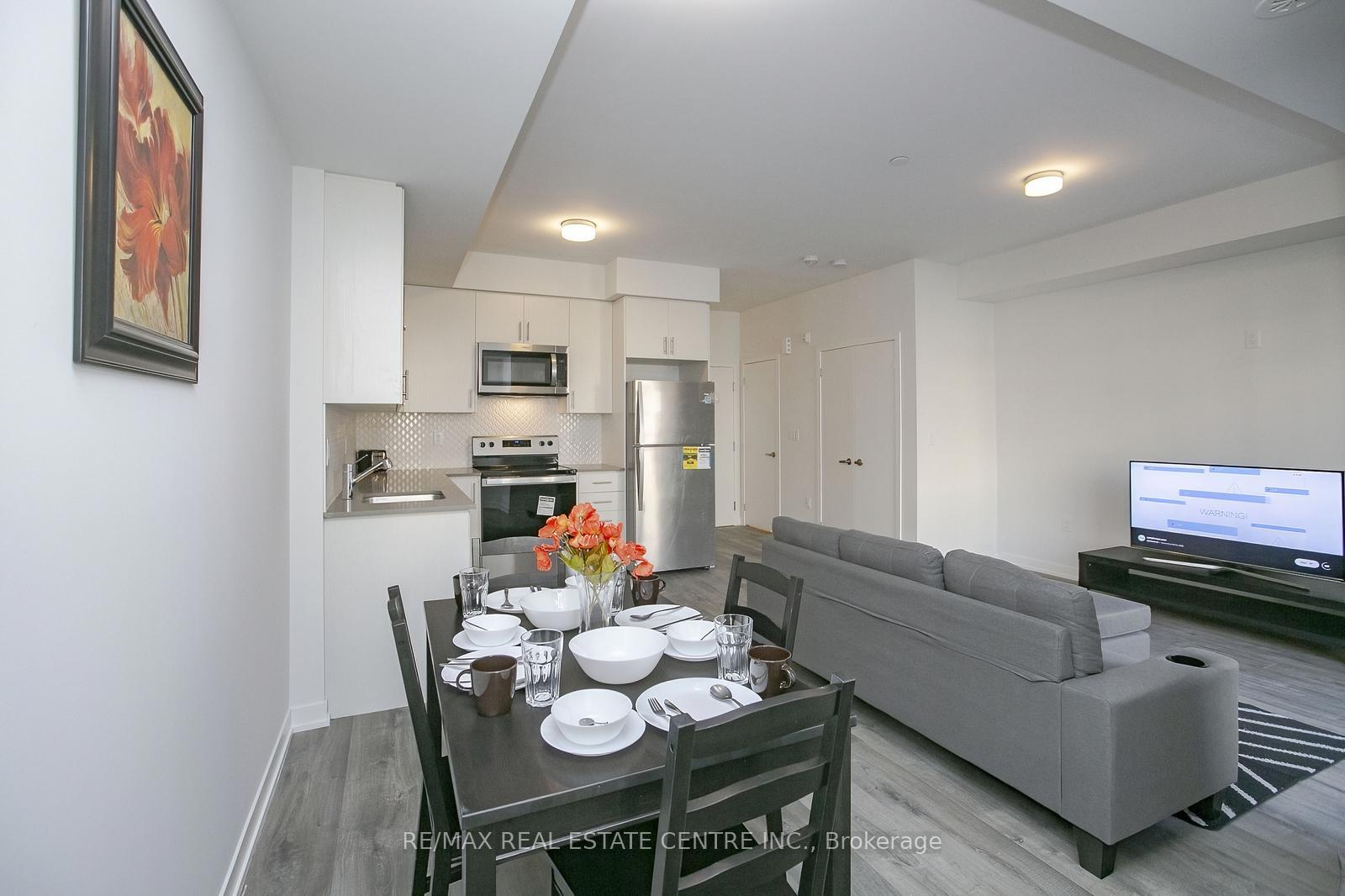 Photo 7 of Unit 4, 3556 Colonial Drive, Mississauga, Erin Mills — HOMEH