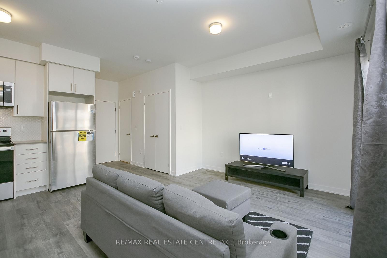 Photo 9 of Unit 4, 3556 Colonial Drive, Mississauga, Erin Mills — HOMEH