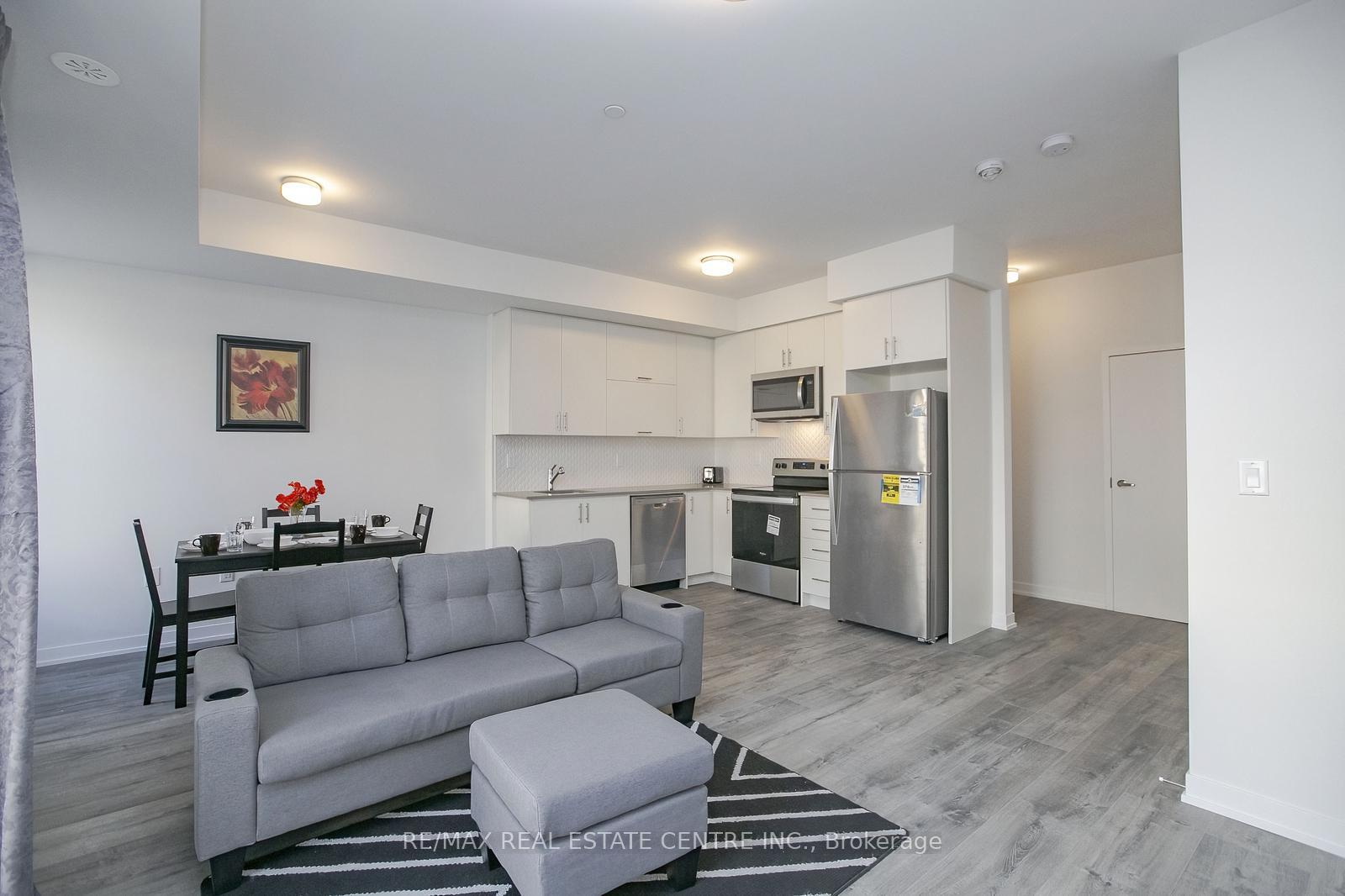 Photo 10 of Unit 4, 3556 Colonial Drive, Mississauga, Erin Mills — HOMEH