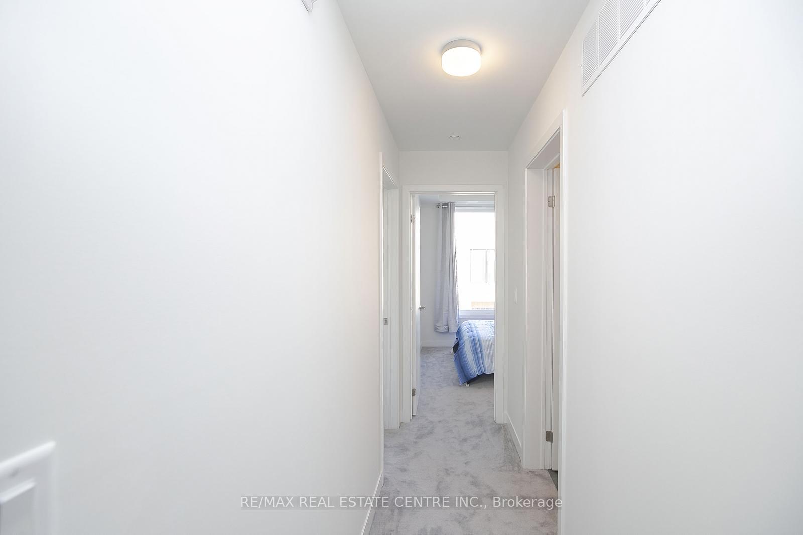 Photo 21 of Unit 4, 3556 Colonial Drive, Mississauga, Erin Mills — HOMEH