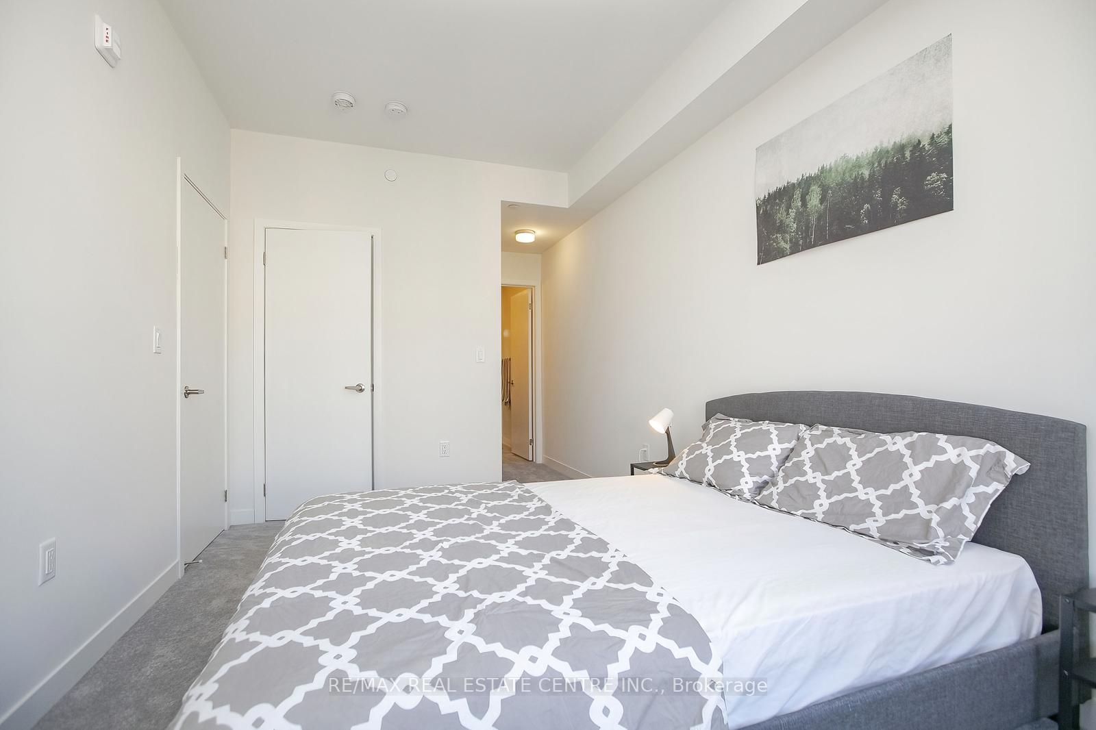 Photo 23 of Unit 4, 3556 Colonial Drive, Mississauga, Erin Mills — HOMEH