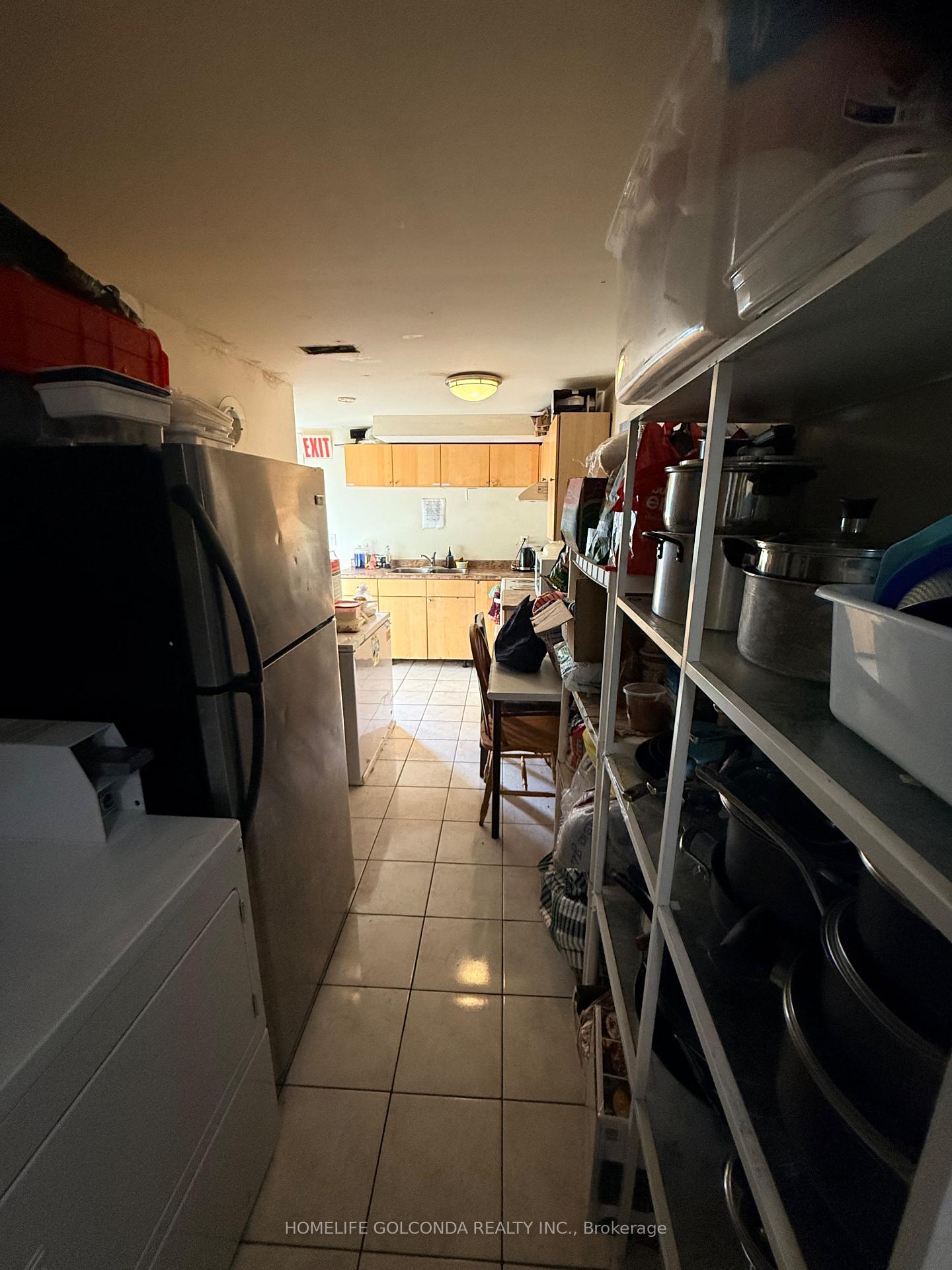 Photo 23 of 10 Aldwinckle Heights, North York, York University Heights — HOMEH