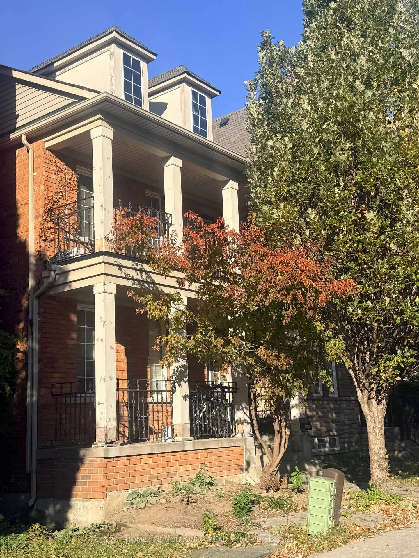 Photo 14 of 10 Aldwinckle Heights, North York, York University Heights — HOMEH
