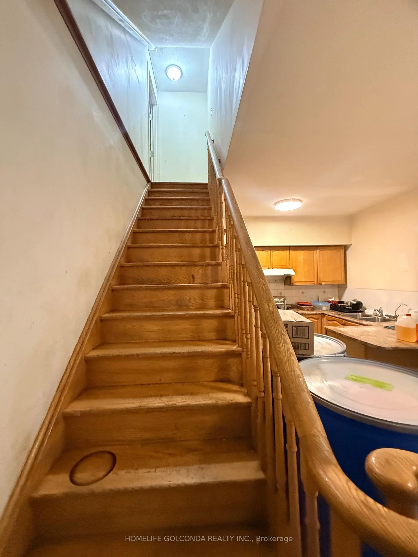 Photo 41 of 10 Aldwinckle Heights, North York, York University Heights — HOMEH