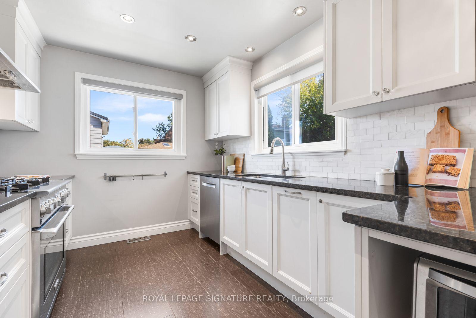 Photo 14 of 72 Cavendish Crescent, Brampton, Avondale — HOMEH