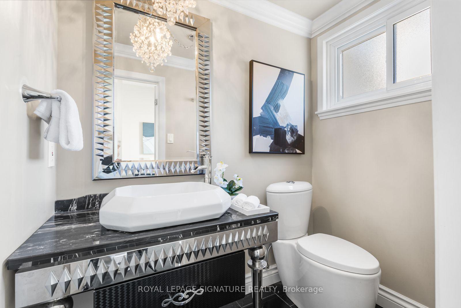 Photo 35 of 72 Cavendish Crescent, Brampton, Avondale — HOMEH