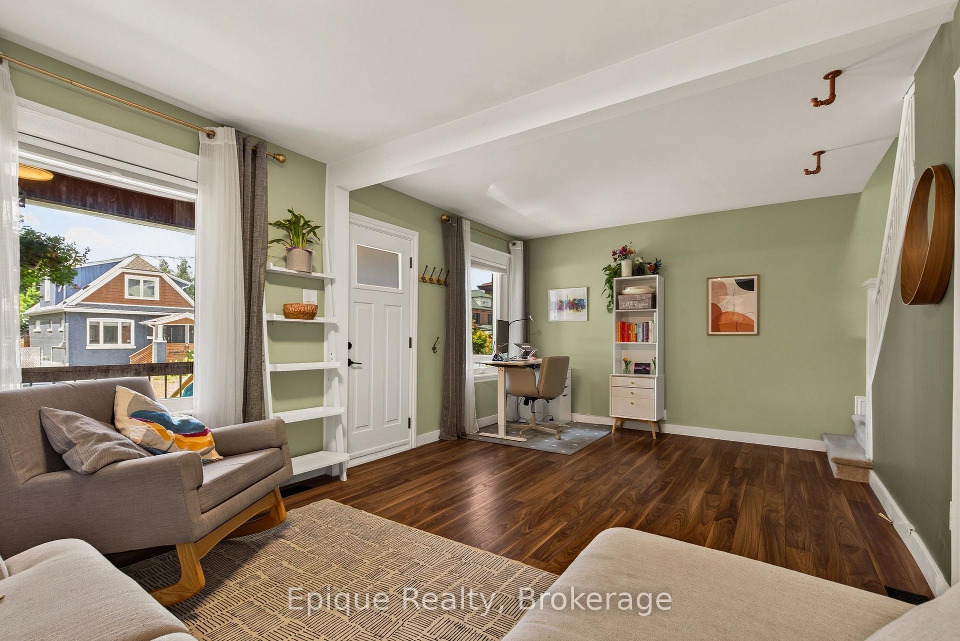 Photo 9 of 93 Graham Avenue S, Hamilton, Delta — HOMEH