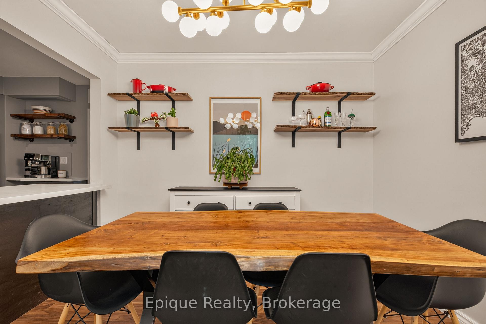 Photo 23 of 93 Graham Avenue S, Hamilton, Delta — HOMEH