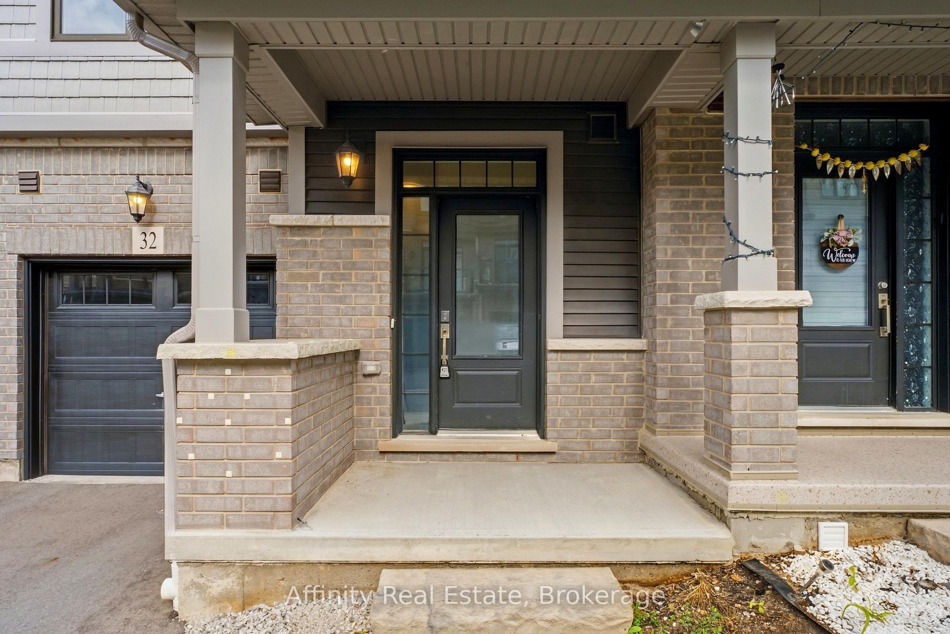Photo 5 of Unit 32, 10 Birmingham Drive, Cambridge, Hillcrest/Forbes Park — HOMEH