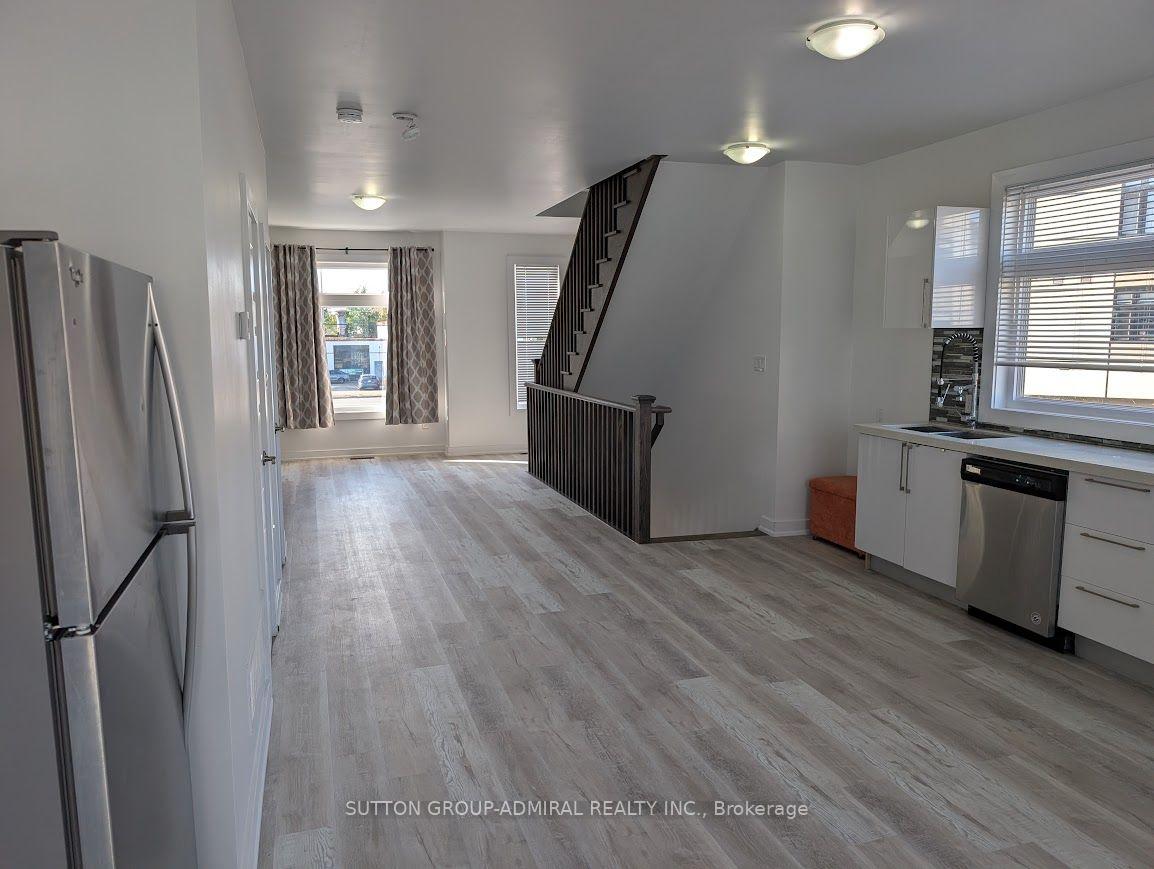 Photo 9 of Unit 17, 540 Essa Road, Barrie, Holly — HOMEH