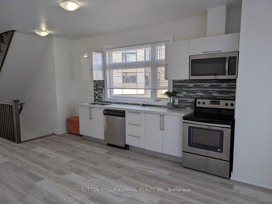 Photo 10 of Unit 17, 540 Essa Road, Barrie, Holly — HOMEH