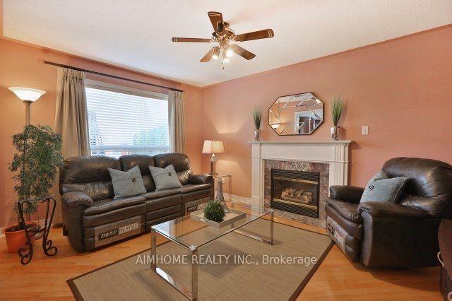 Photo 4 of 390 Grovehill Road, Oakville, River Oaks — HOMEH
