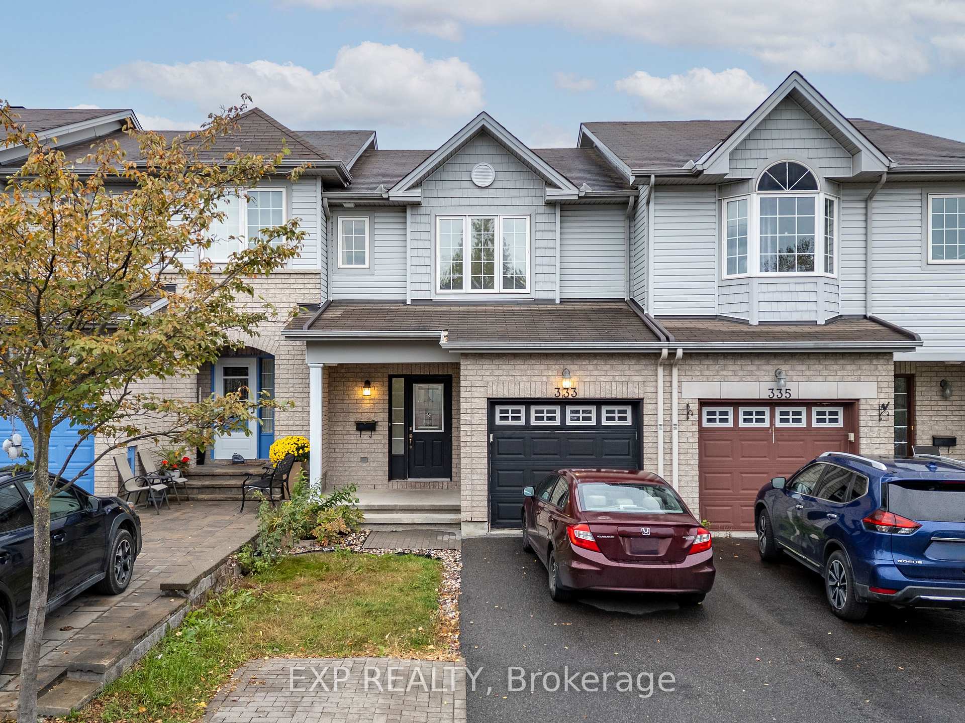 Photo of 333 Rolling Meadow Crescent