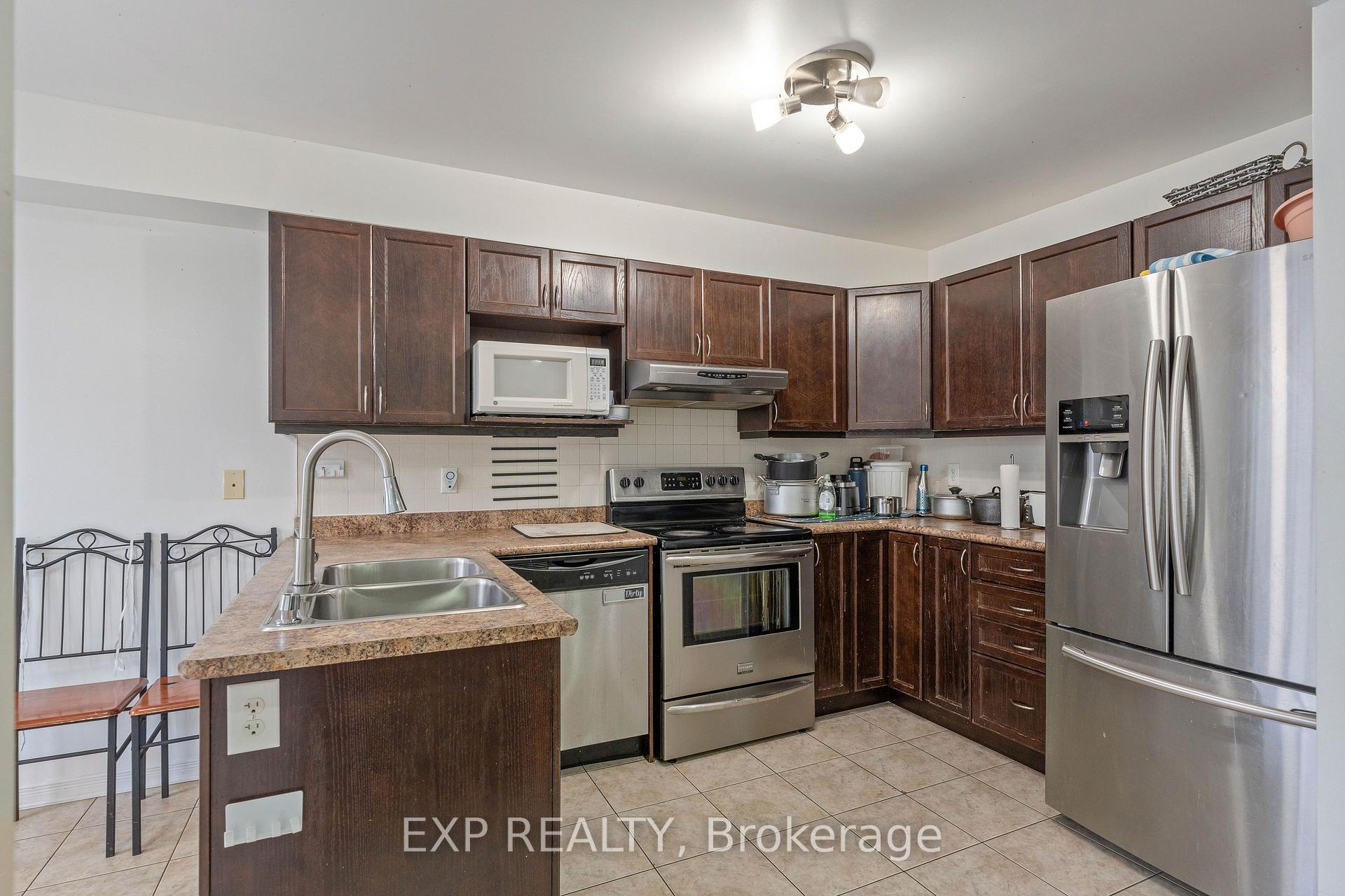 Photo 11 of 333 Rolling Meadow Crescent, Ottawa, Mer Bleue/Bradley Estates/Anderson Park — HOMEH