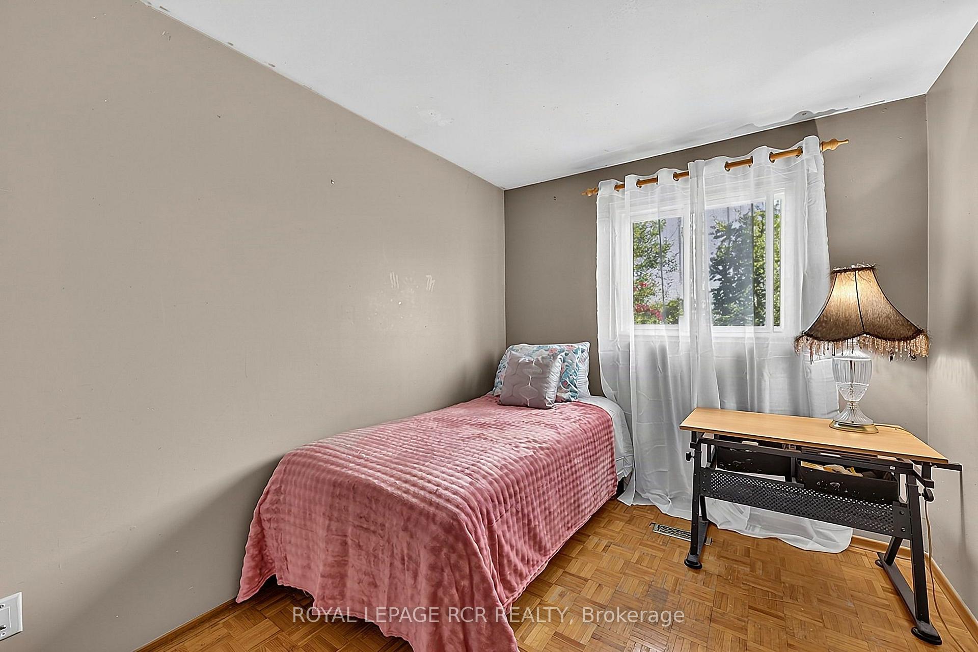 Photo 34 of 26 Graymar Road, Brampton, Northgate — HOMEH