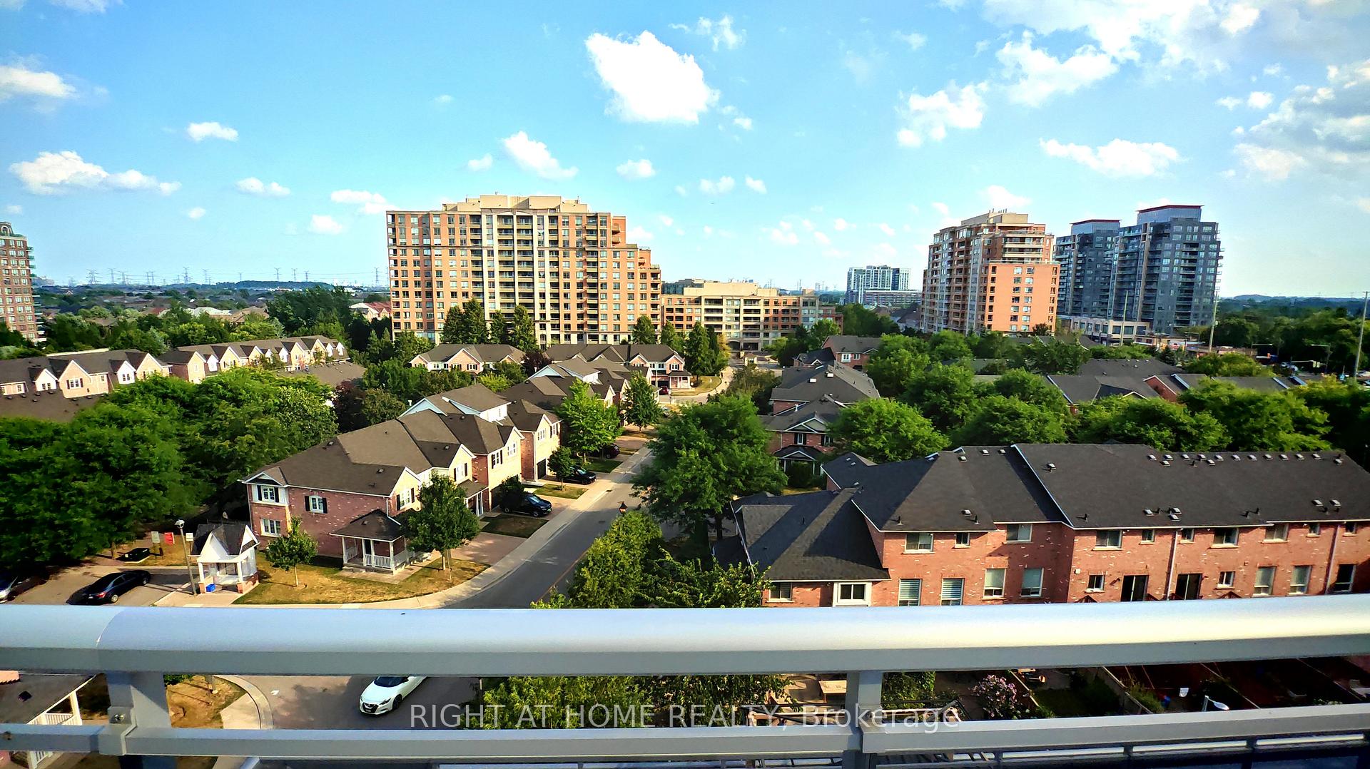 Front of Unit 715, 9199 Yonge Street