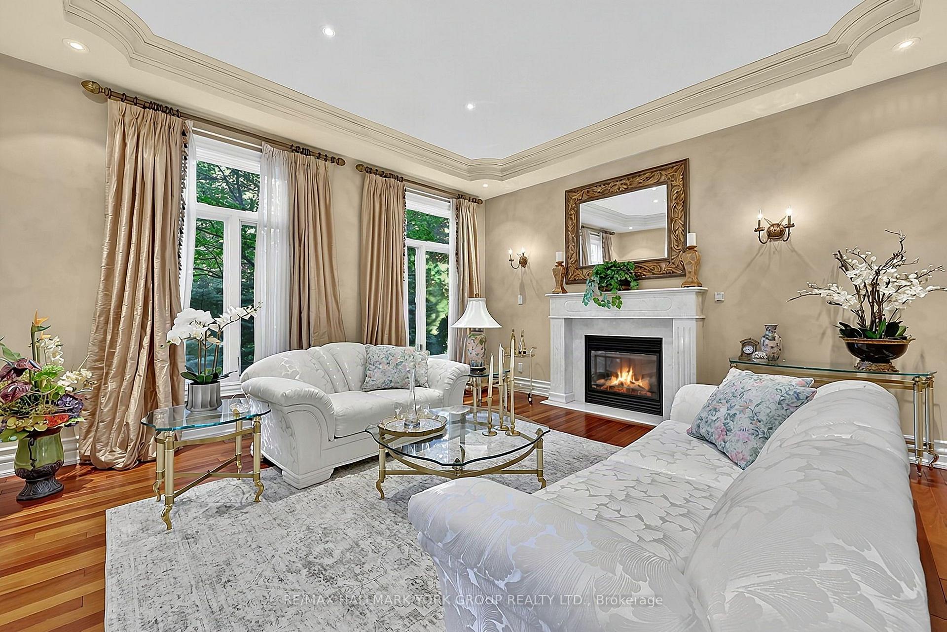 Photo 16 of 106 Abbruzze Court, Vaughan, Kleinburg — HOMEH