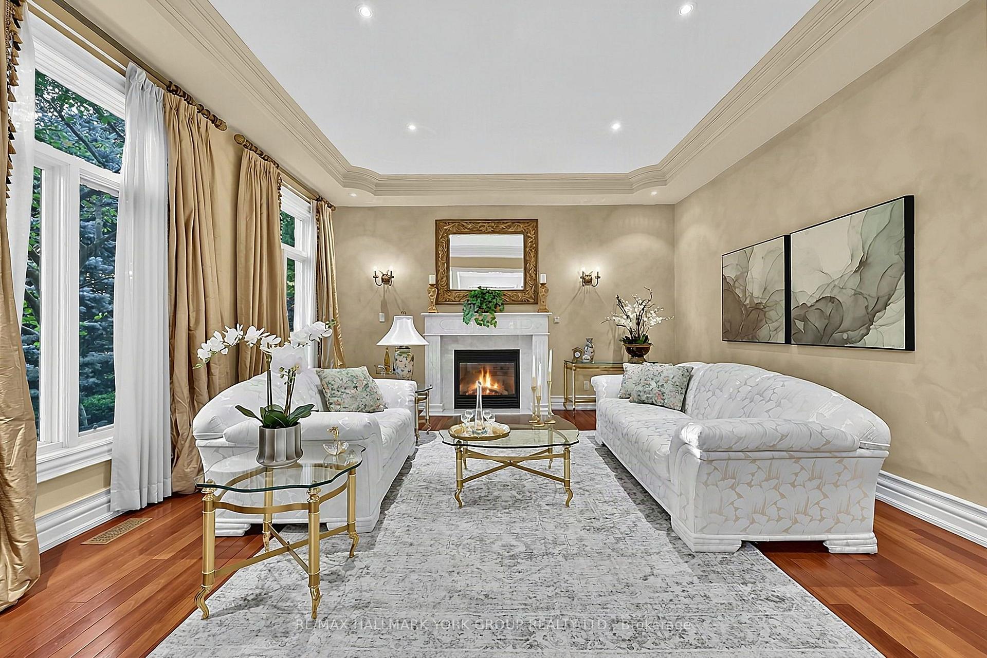 Photo 18 of 106 Abbruzze Court, Vaughan, Kleinburg — HOMEH