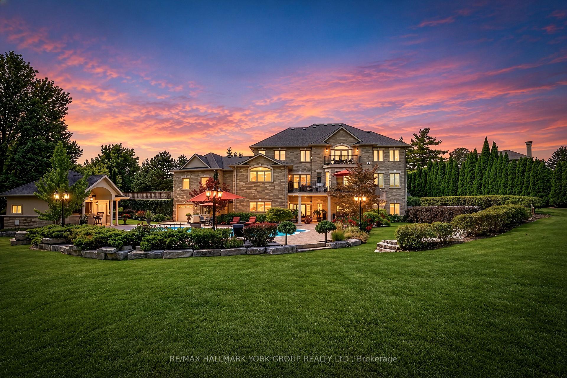 Photo 64 of 106 Abbruzze Court, Vaughan, Kleinburg — HOMEH