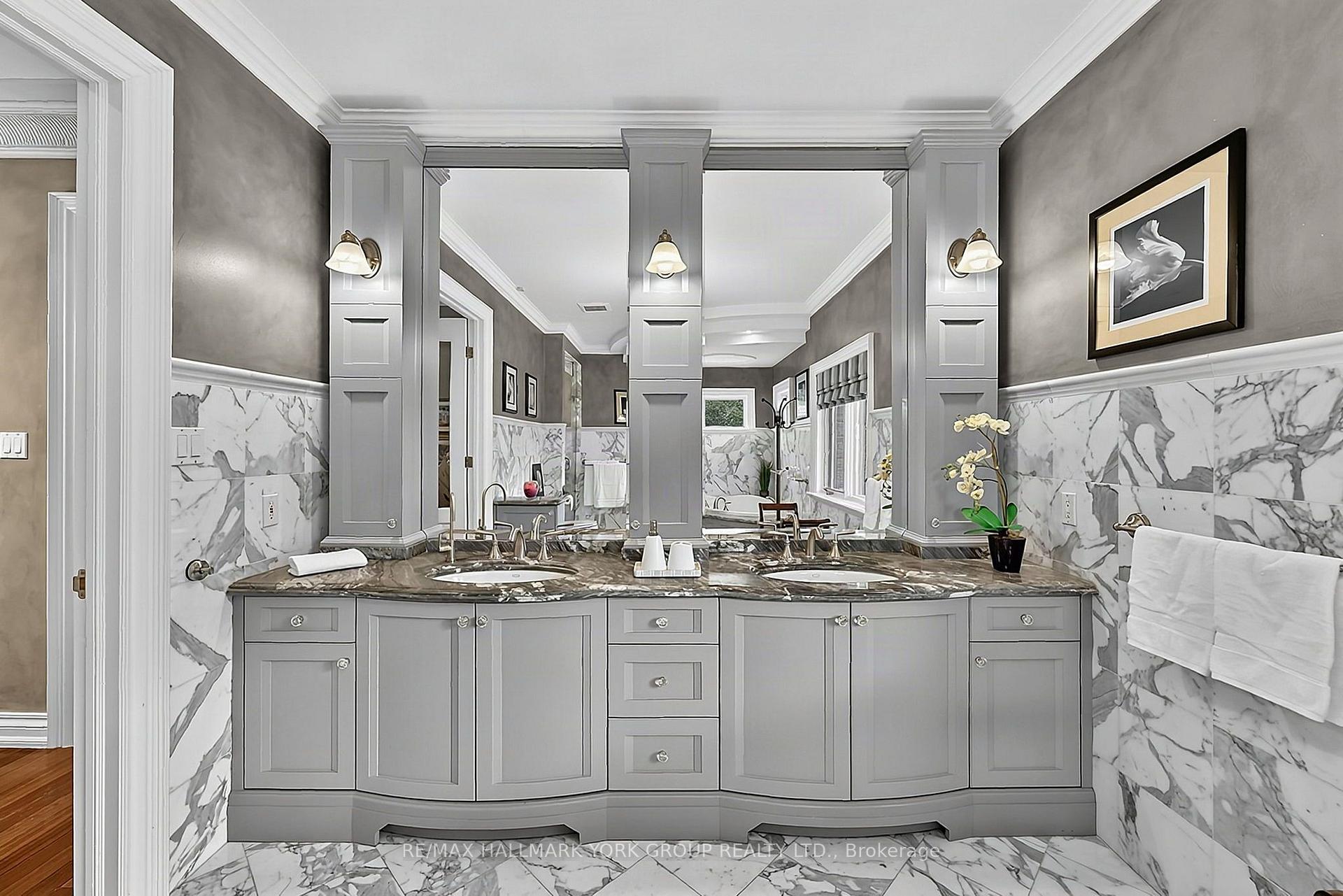 Photo 40 of 106 Abbruzze Court, Vaughan, Kleinburg — HOMEH