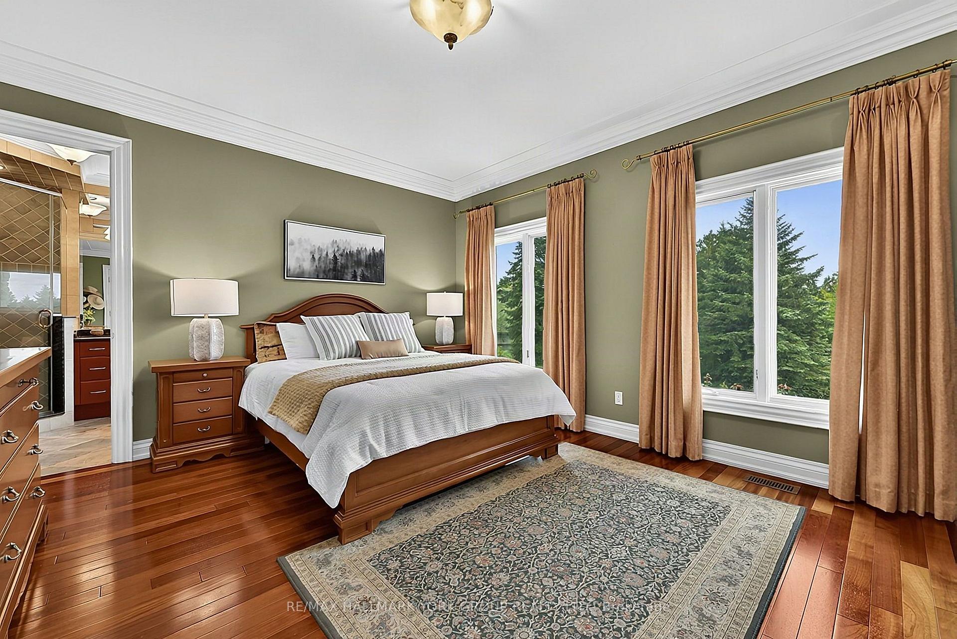 Photo 42 of 106 Abbruzze Court, Vaughan, Kleinburg — HOMEH