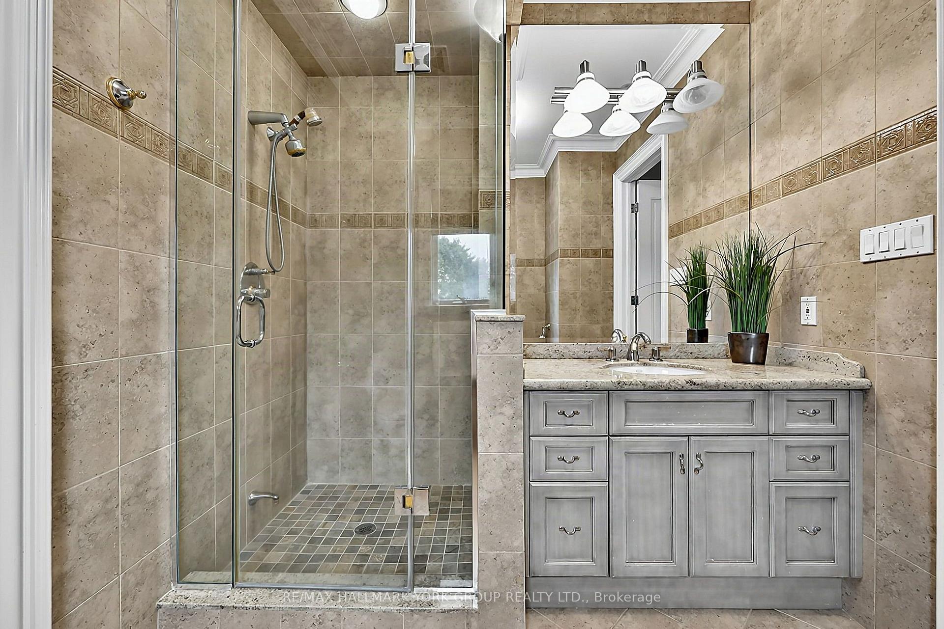 Photo 49 of 106 Abbruzze Court, Vaughan, Kleinburg — HOMEH