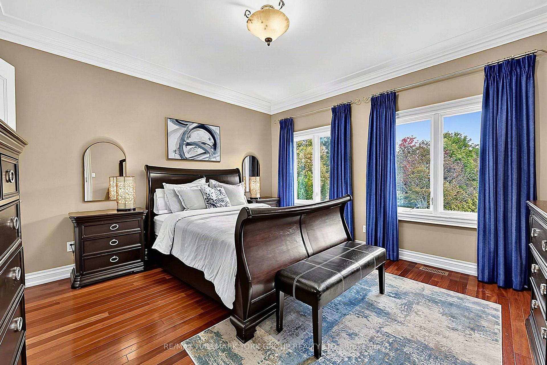 Photo 50 of 106 Abbruzze Court, Vaughan, Kleinburg — HOMEH
