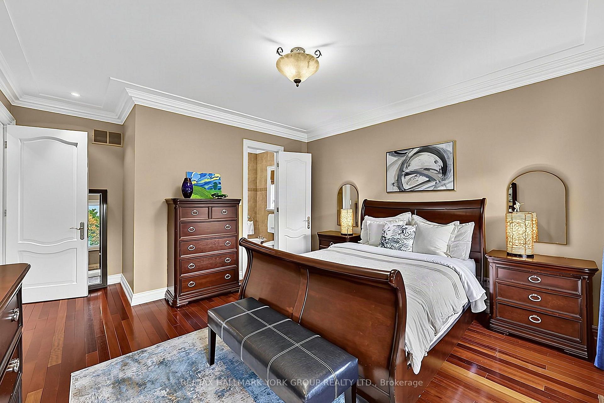 Photo 52 of 106 Abbruzze Court, Vaughan, Kleinburg — HOMEH