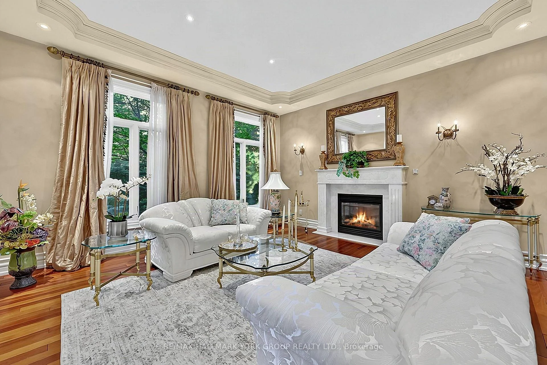 Photo 17 of 106 Abbruzze Court, Vaughan, Kleinburg — HOMEH