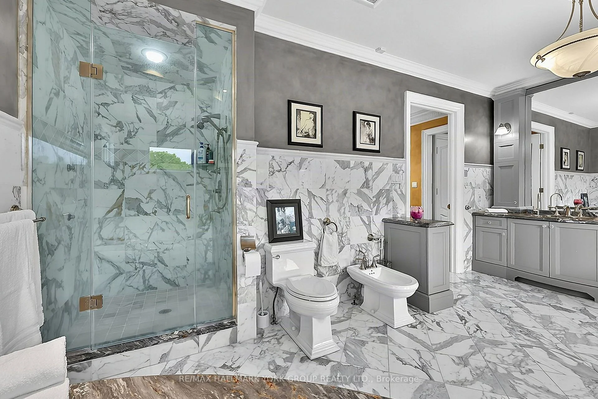 Photo 51 of 106 Abbruzze Court, Vaughan, Kleinburg — HOMEH