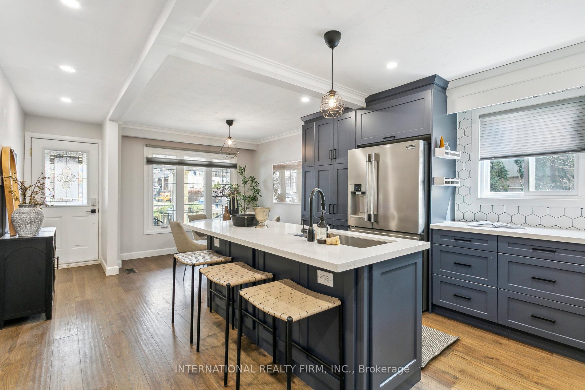 Photo 2 of 50 Denison Avenue, Toronto, Trinity-Bellwoods — HOMEH