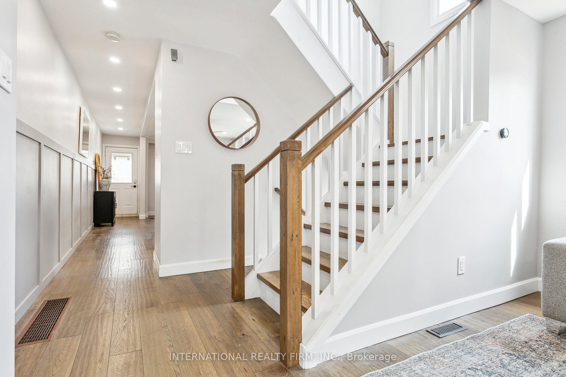 Photo 19 of 50 Denison Avenue, Toronto, Trinity-Bellwoods — HOMEH