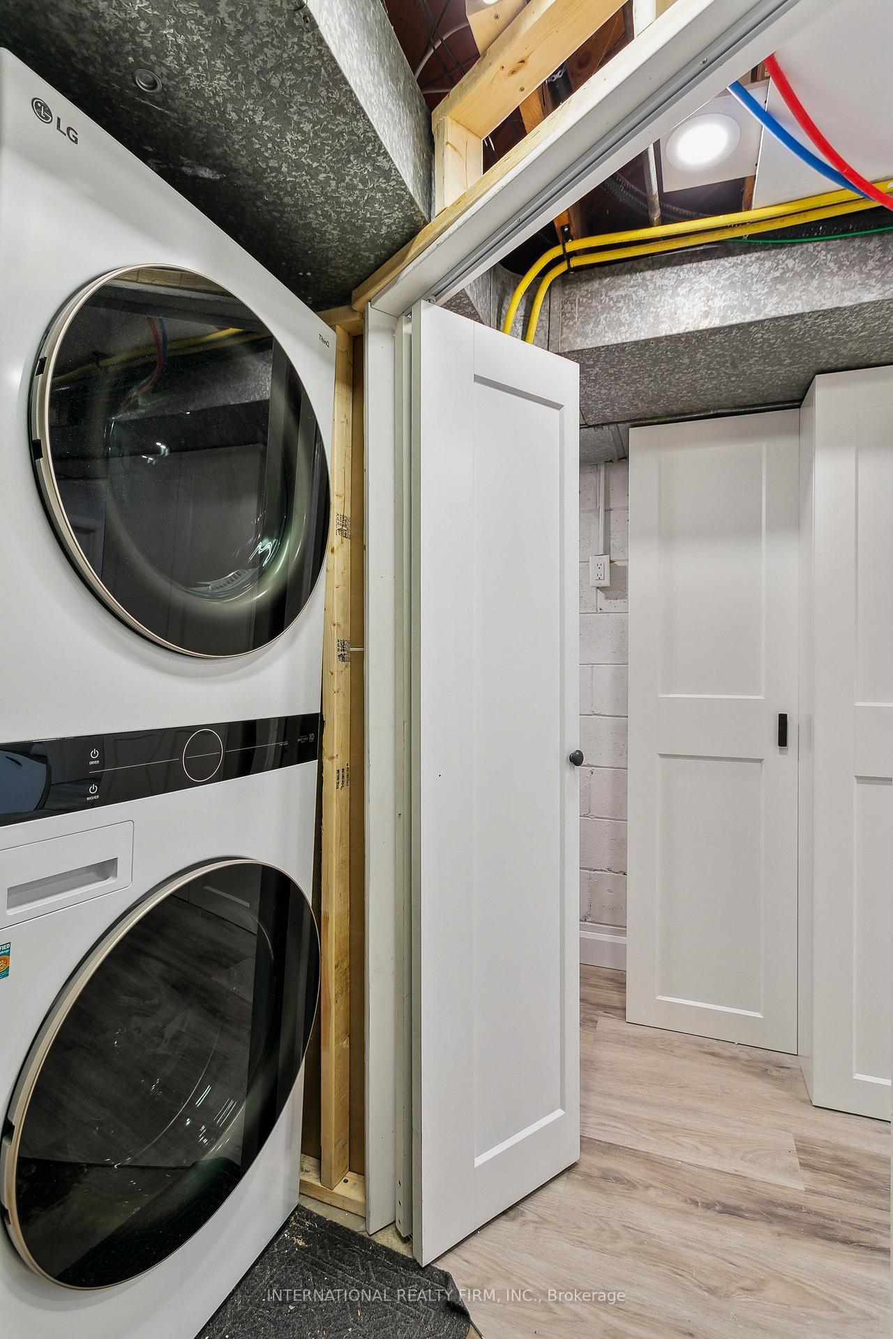 Photo 35 of 50 Denison Avenue, Toronto, Trinity-Bellwoods — HOMEH