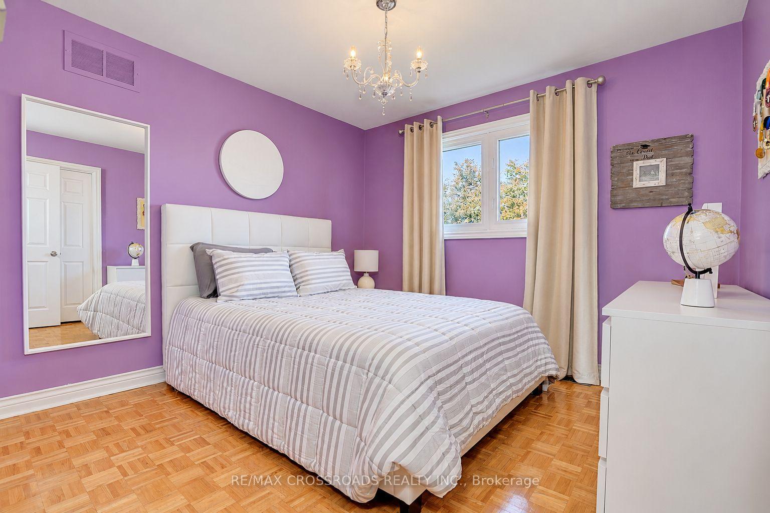Photo 29 of 102A Whitfield Avenue, North York, Humber Summit — HOMEH