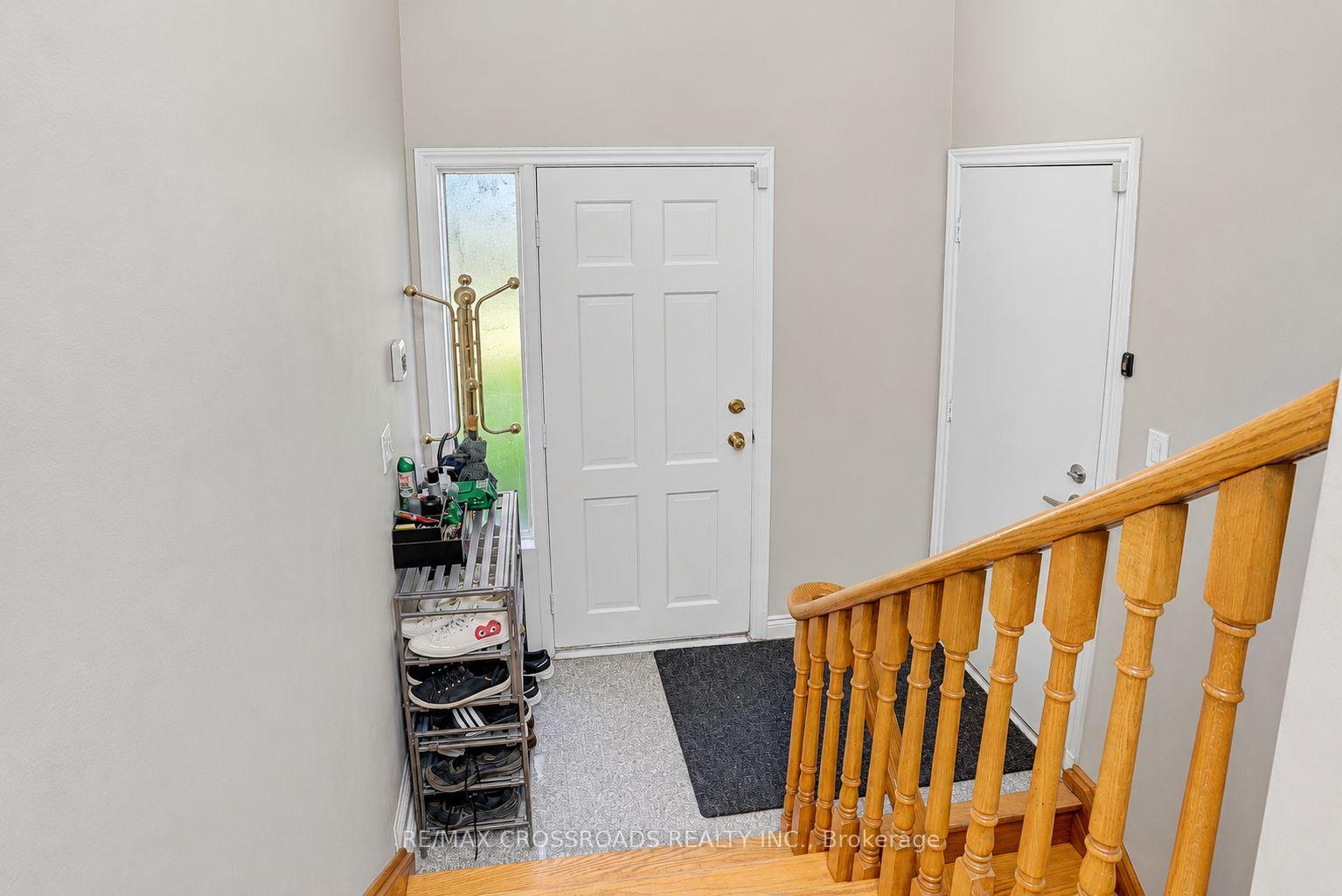 Photo 36 of 102A Whitfield Avenue, North York, Humber Summit — HOMEH